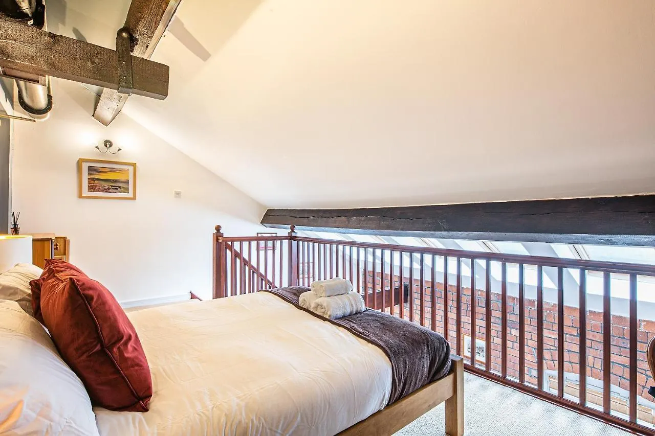 Beautiful 1-Bed Apartment In Grade Listed Warehouse - Victoria Quays, Sheffield City Centre, Free Parking, Pet Friendly, Netflix 0*,  Royaume-Uni